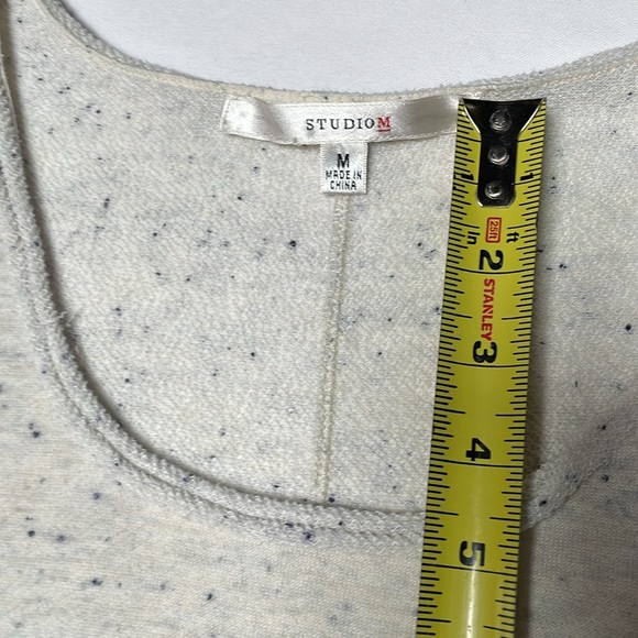 Studio M Exaggerated A Line tunic top size Medium - Picture 3 of 11